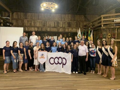 Cooperativa escolar é fundada em Tupandi