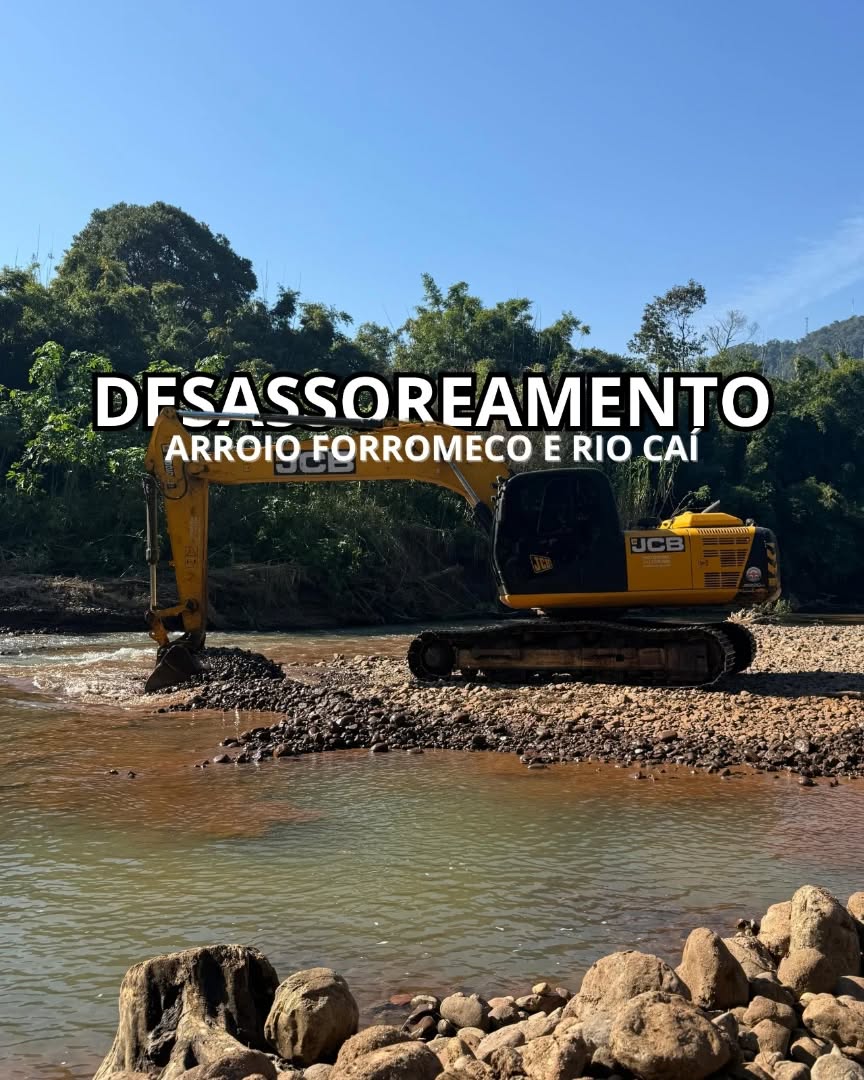 Bom Princípio realiza desassoreamento no rio Caí e arroio Forromeco