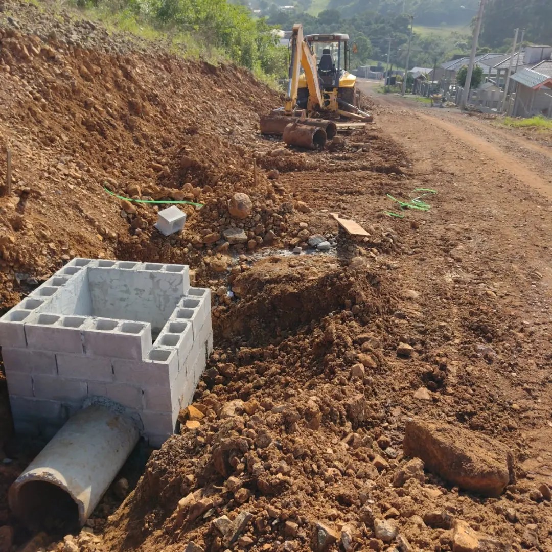 Iniciaram as obras na rua Getúlio Schoulten em Alto Feliz 