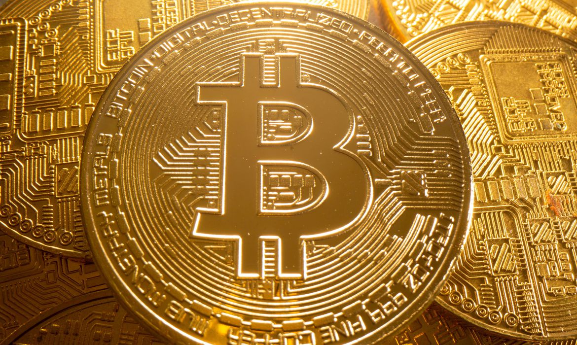 Senado aprova regulamentação de criptomoedas
