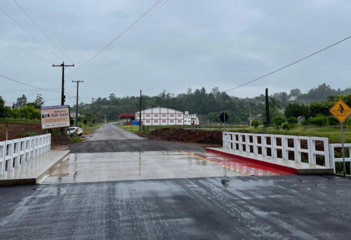 Ponte na divisa entre Harmonia e Tupandi tem trânsito liberado
