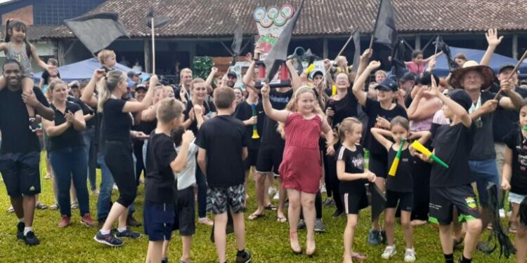 EQUIPE PRETA VENCE OS JOGOS RURAIS NA BELA VISTA