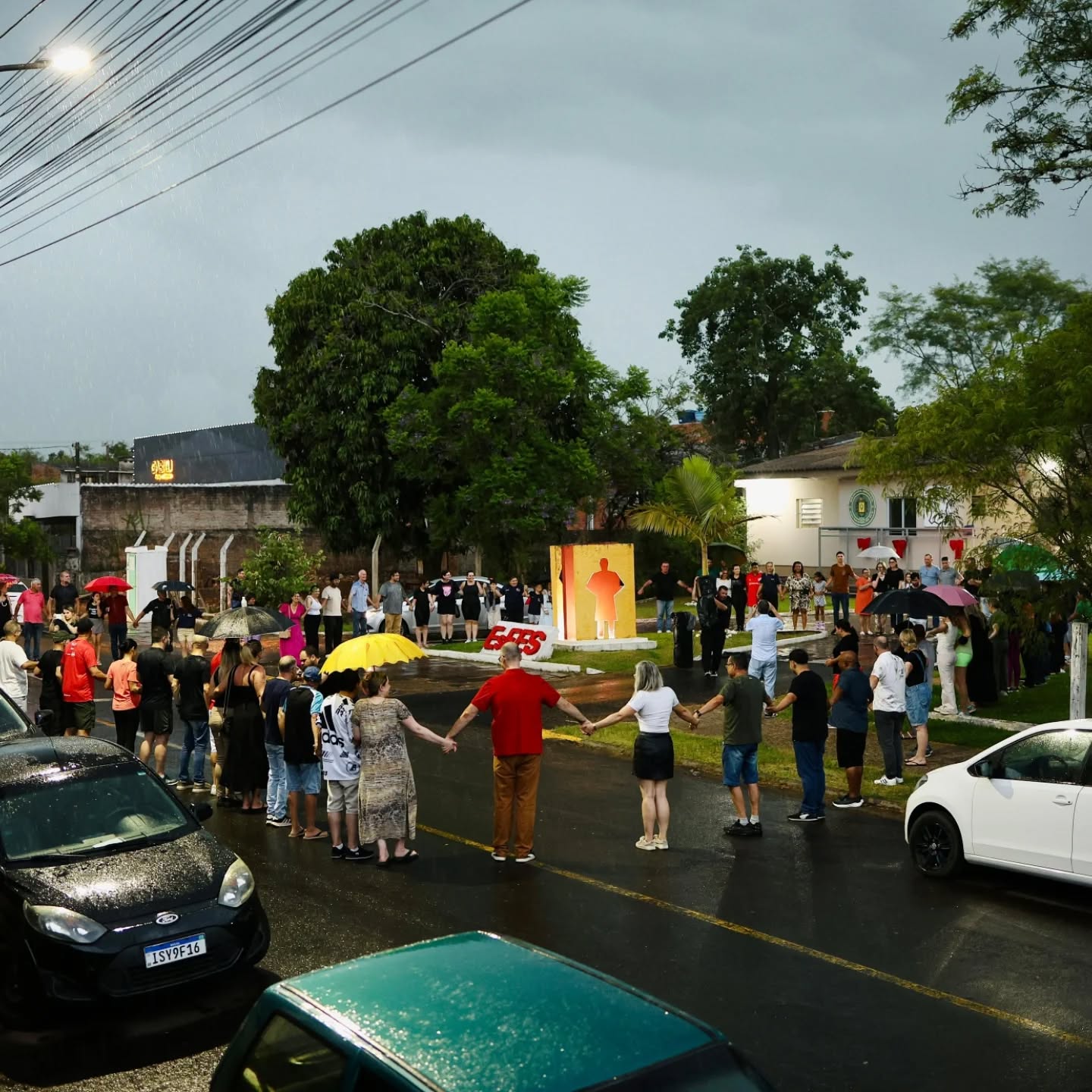 Ato de mobilização pede a permanência da EsFES Montenegro