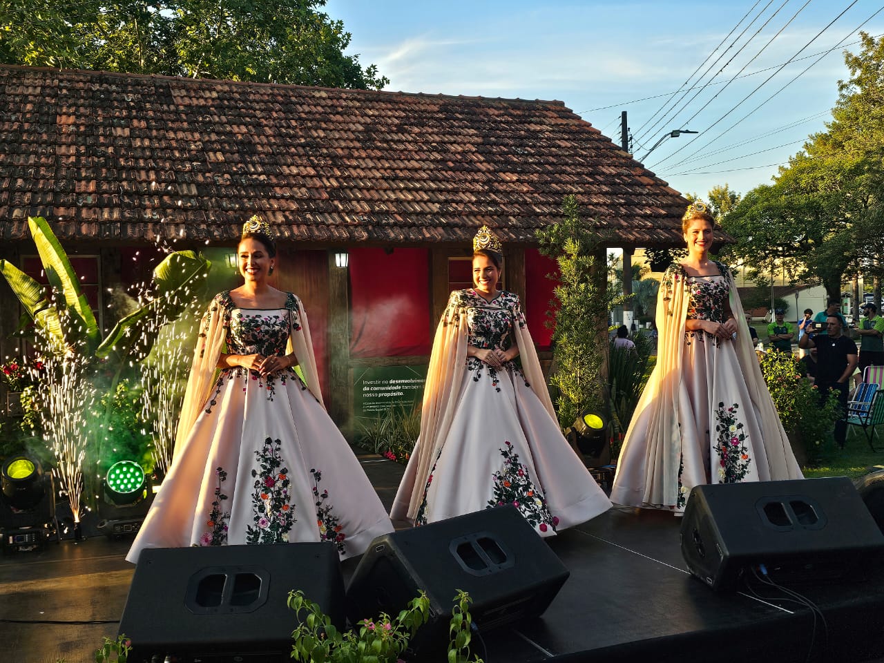 Grande público no lançamento da 23ª Festa da Bergamota e das Flores