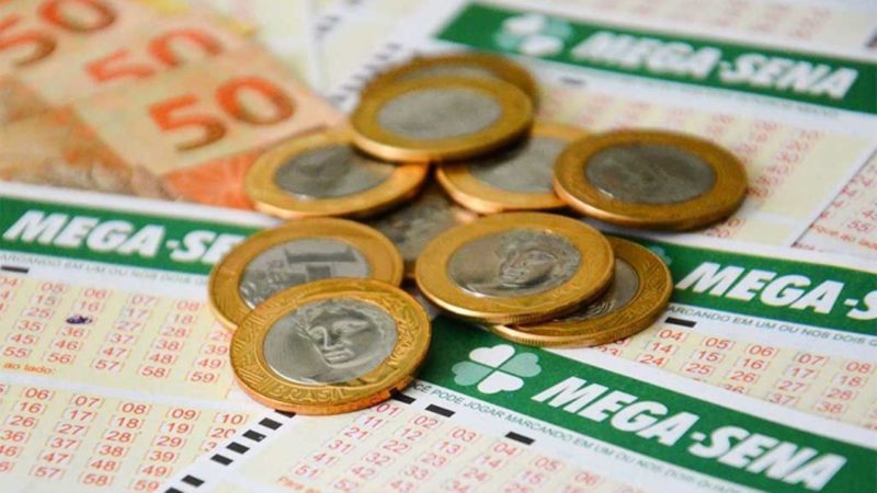 Apostador de SC acerta 5 números e fatura mais de R$ 220 mil na Mega-Sena; veja de qual cidade