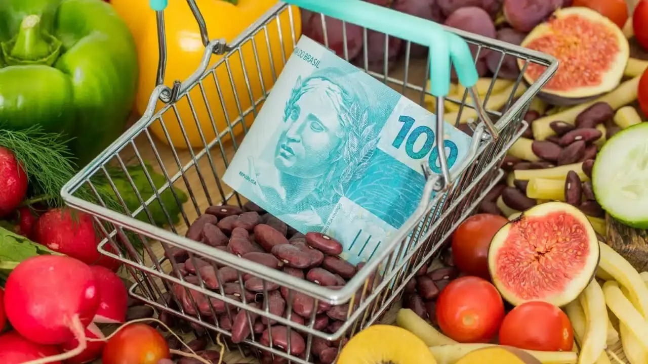 Preço médio dos alimentos recua em 2025 no Rio Grande do Sul