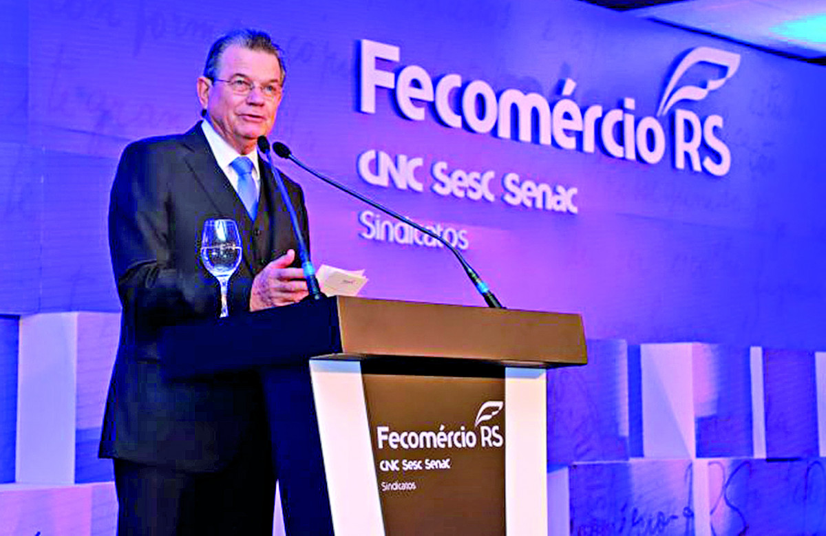  Luiz Bohn volta à presidência da Fecomércio
