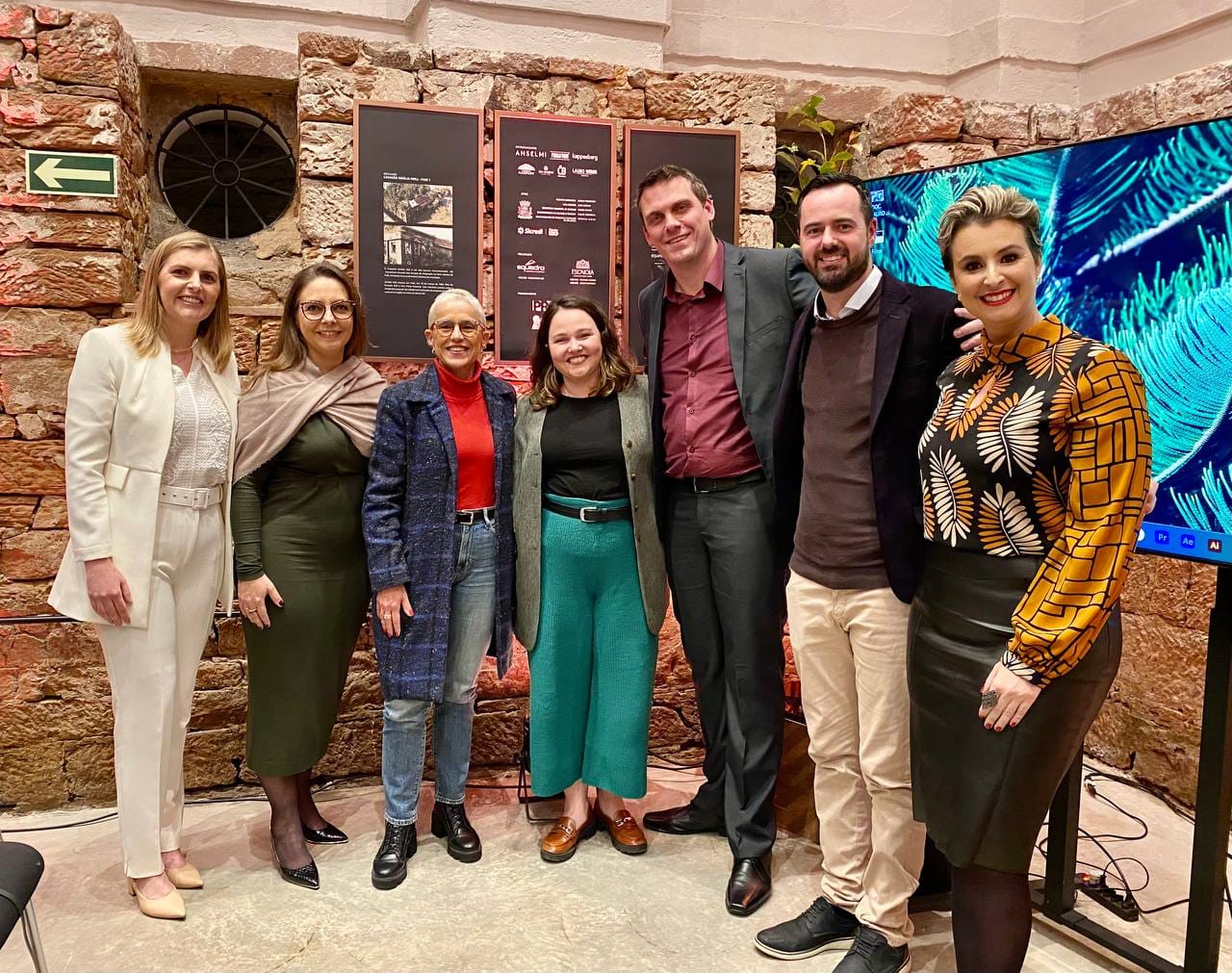 Feliz - Entrega do restauro do Casarão Amália Noll – fase 1