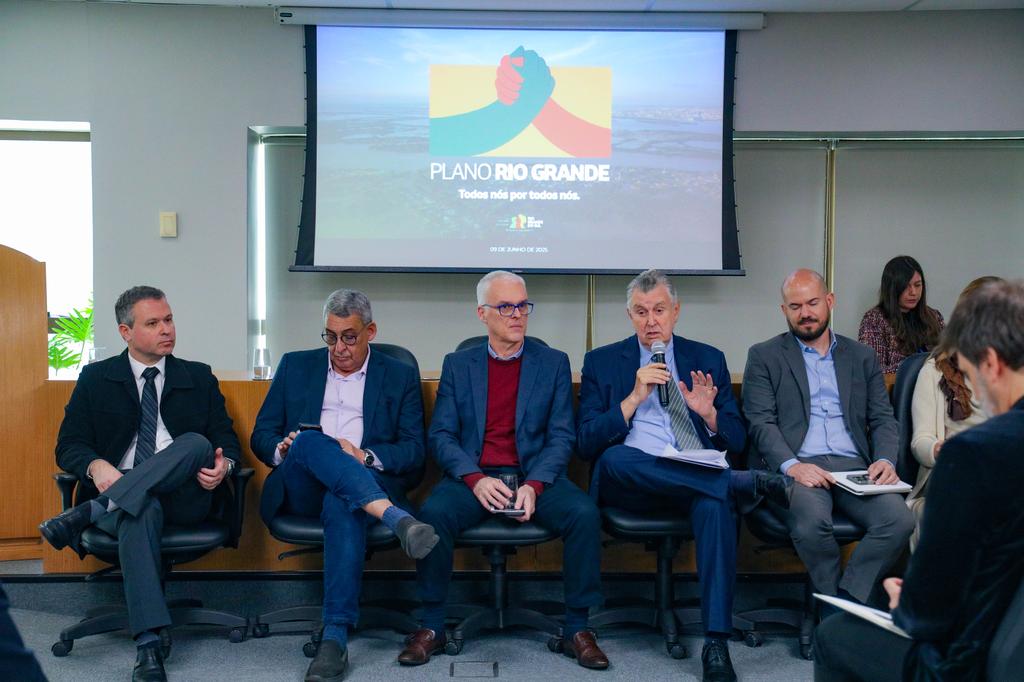 MP realiza encontro sobre sistema de proteção de enchentes