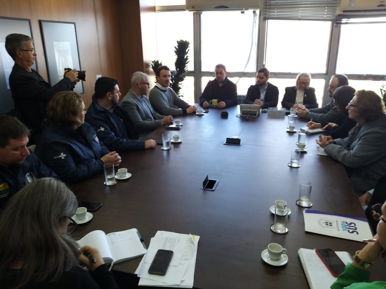 Montenegro - Hospital Montenegro é tema de reunião com vice-governador