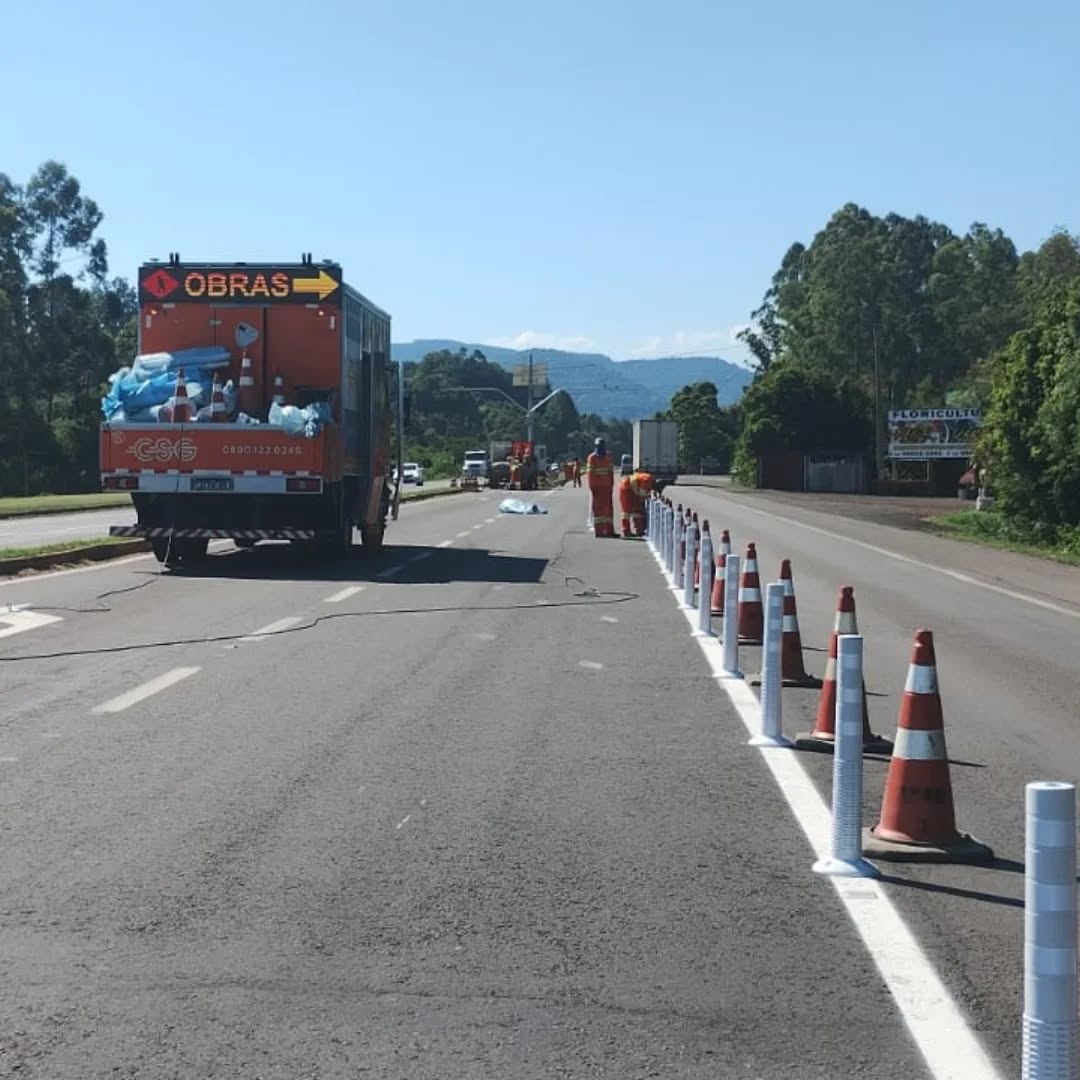 Colocação de balizadores muda o trânsito entre a ERS-452 e ERS-122