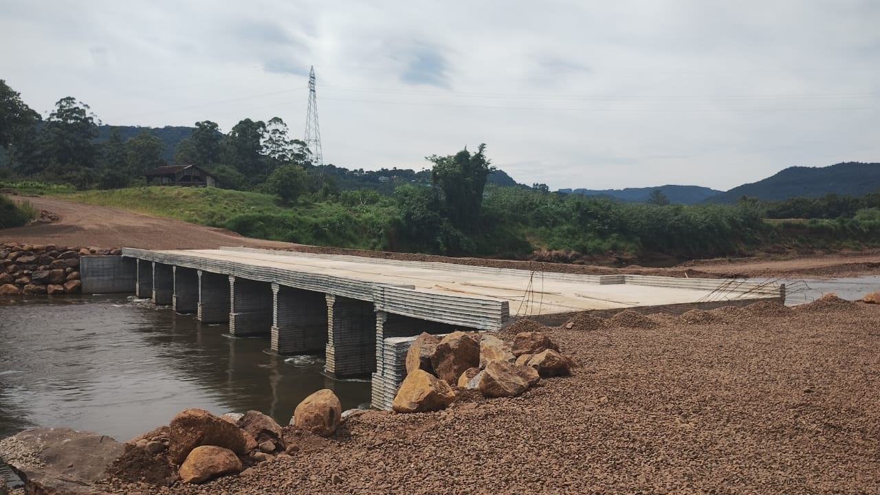 Inauguração da ponte da Felizcidade é adiada