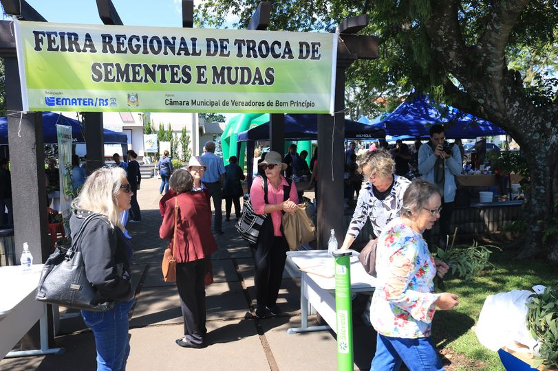 Bom Princípio - Amanhã tem Feira de Troca de Mudas e Sementes