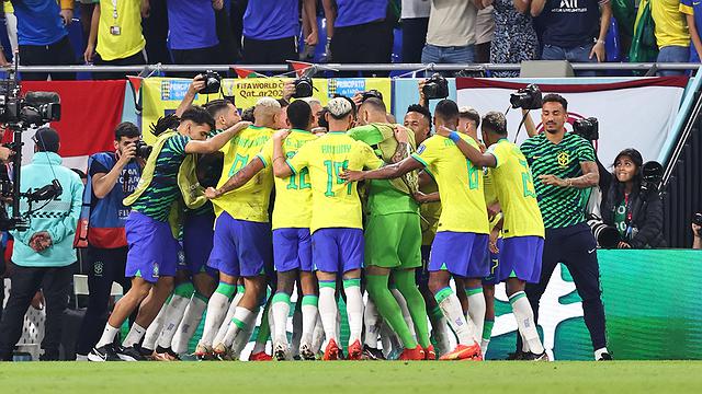 Em jogo duro, Brasil vence Suíça e vai às oitavas de final