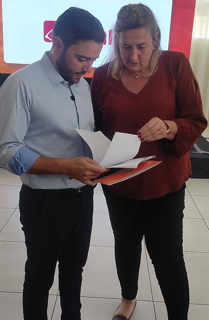 Prefeita Cristina leva demandas de Pareci Novo ao vice-governador do Estado 
