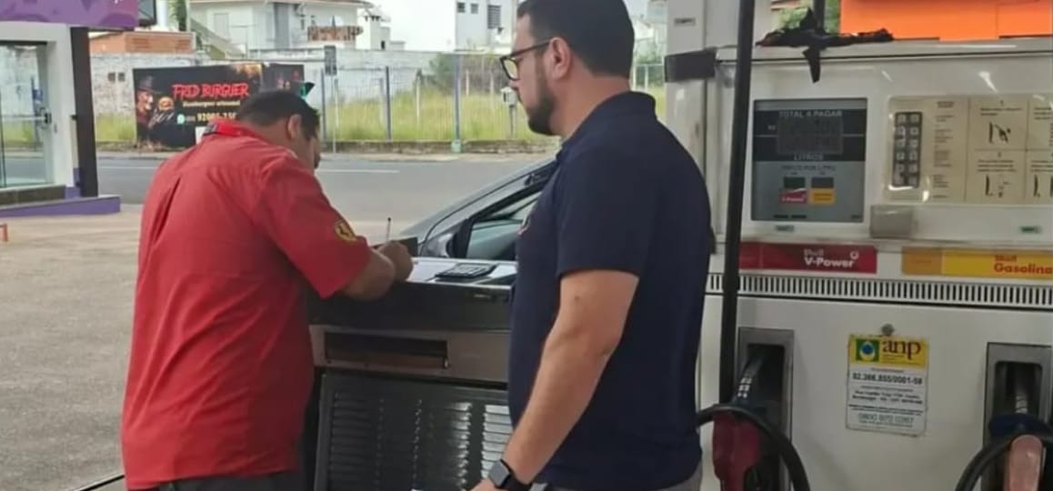 Procon fiscaliza preços de combustíveis 