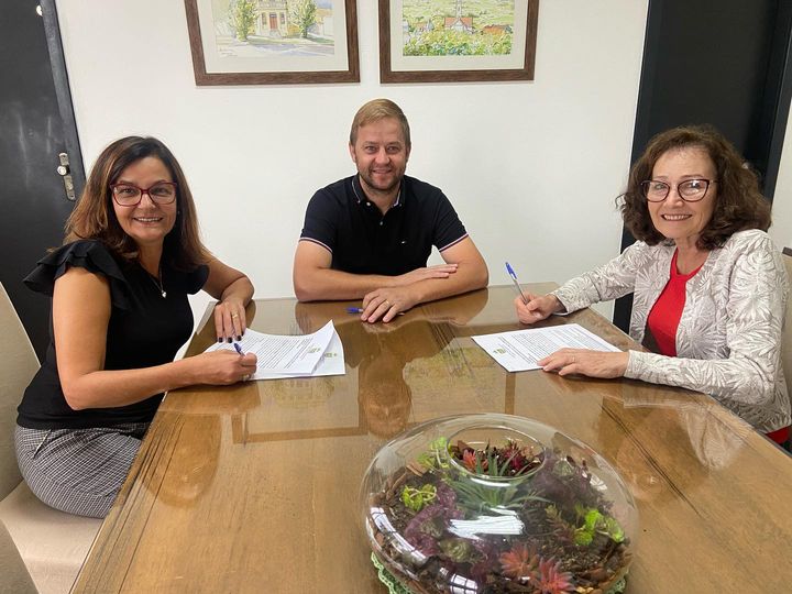 Prefeitura Municipal de Bom Principio - Prorrogação do Termo de Fomento 45/2019 celebrado com a Associação Cultural Elo de Vozes. 