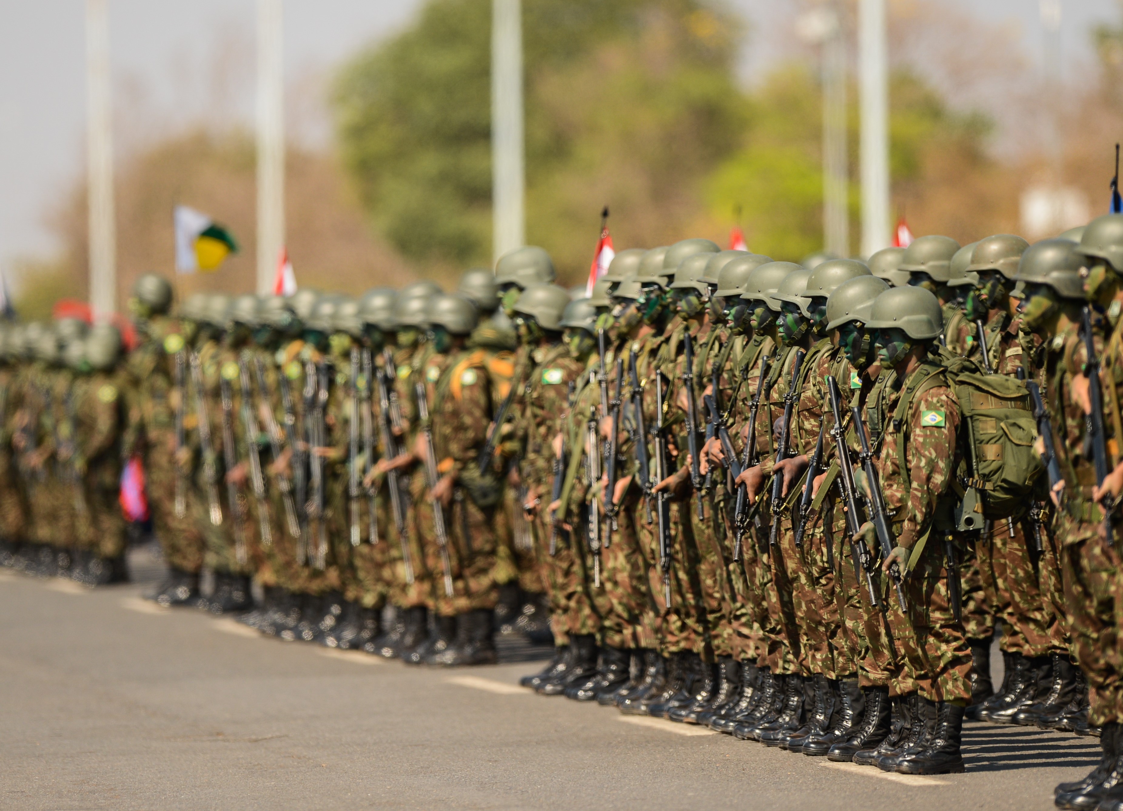 Alistamento militar feminino terá início em 2025