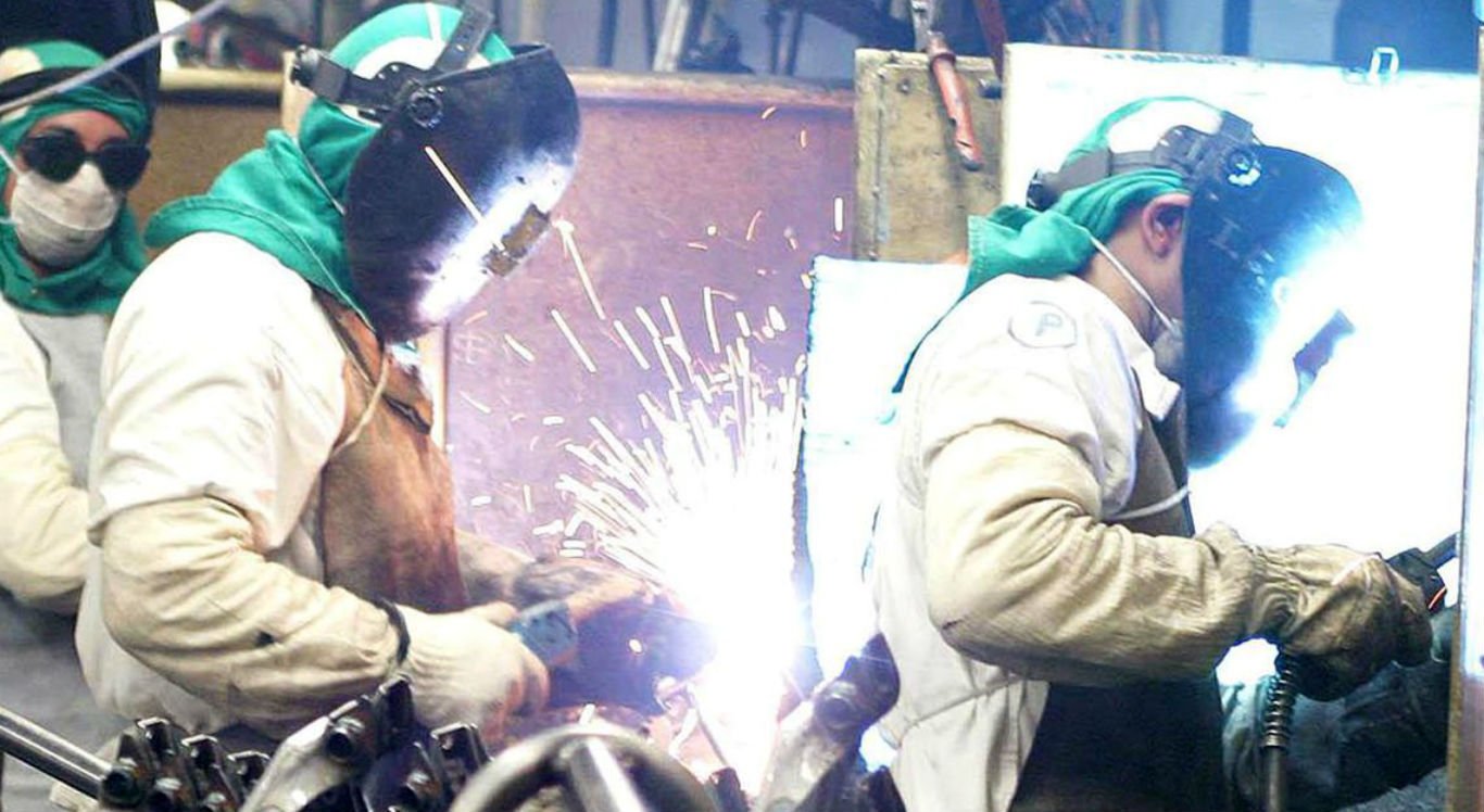 Brasil precisará de 9,6 milhões de trabalhadores em ocupações industriais até 2025; veja áreas com maior demanda