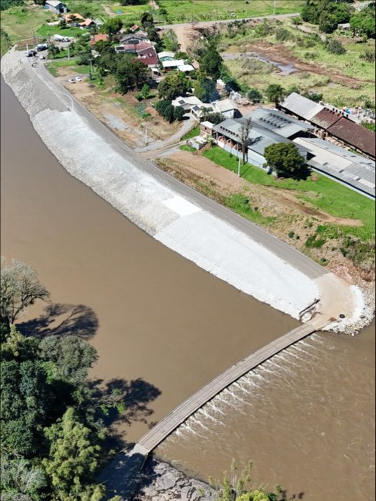 Vale Real e Feliz firmam parceria para a construção de nova ponte alta