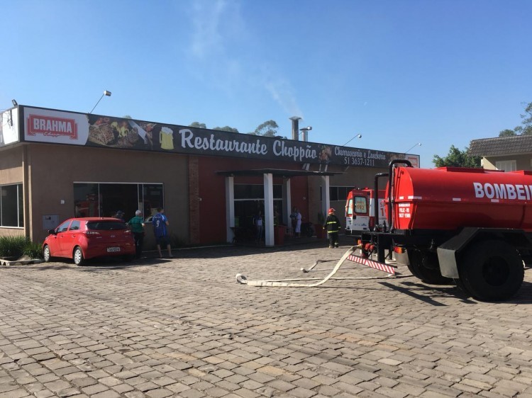 Restaurante Choppão volta a funcionar após incêndio