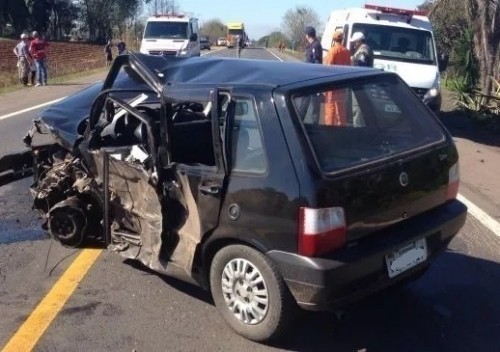 Acidente grave envolvendo carro de Bom Princípio