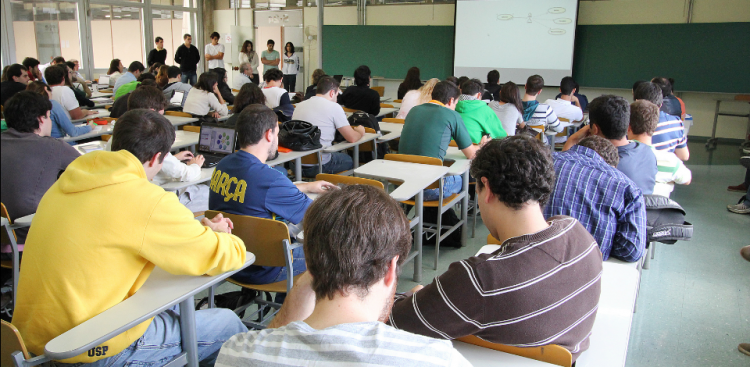 Pronatec Voluntário oferece cursos gratuitos à população