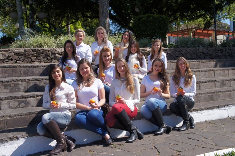 São Sebastião do Caí prepara suas candidatas a soberanas