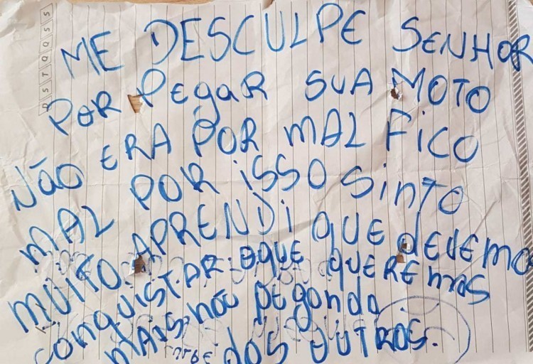 Ladrão devolve moto furtada e pede desculpas