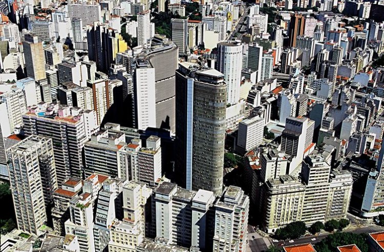 Aumento do limite de financiamento de imóveis começa a vigorar hoje