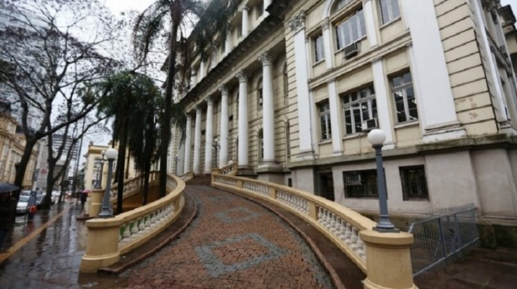 Contribuintes podem recorrer a financiamento para quitar dívidas com a Receita Estadual