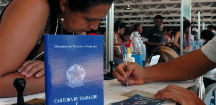 Trabalhadores já podem pedir o seguro-desemprego 100% pela internet