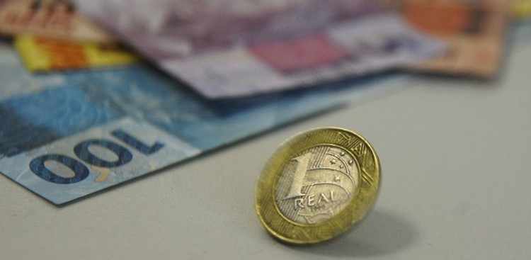 Segundo pesquisa, medo do desemprego cai e brasileiros estão mais confiantes