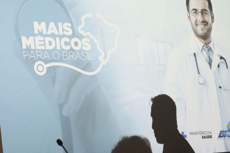 Mais Médicos: profissionais têm novas datas para selecionar municípios