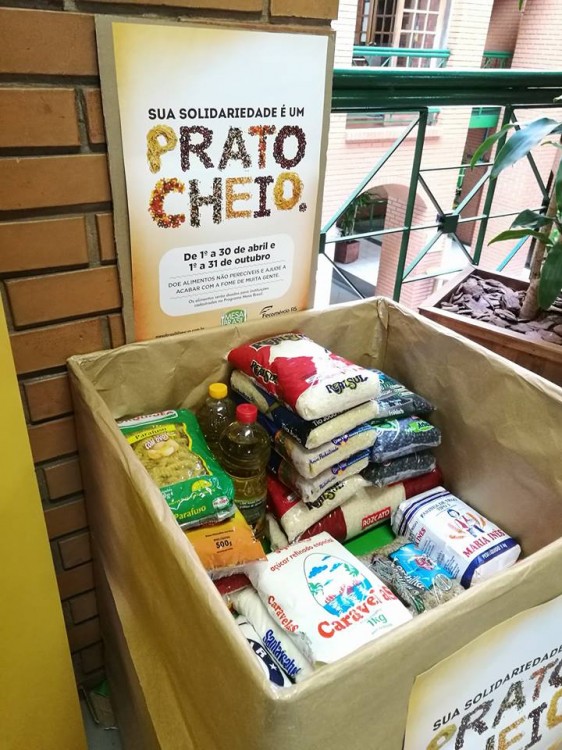 Campanha Prato Cheio Sesc recebe doações de alimentos em abril