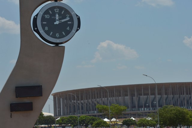 Horário Brasileiro de Verão é suspenso em todo o país
