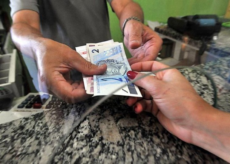 Receita abre consulta a primeiro lote de restituição do Imposto de Renda