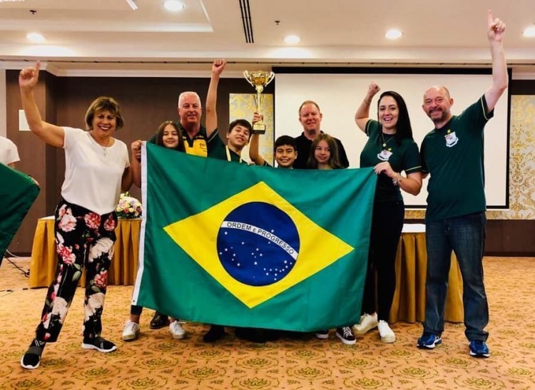 Escola de Portão é bicampeã mundial em olimpíada de raciocínio