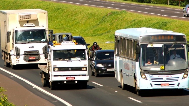 Começa amanhã reciclagem preventiva para motoristas profissionais