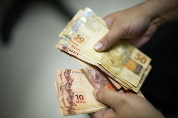 Inadimplência do consumidor cresce 0,9% no primeiro semestre de 2019