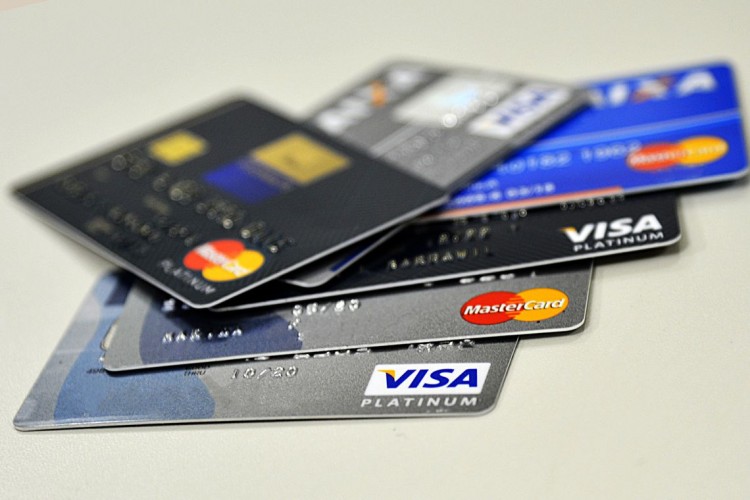 Compras com cartões crescem no primeiro semestre