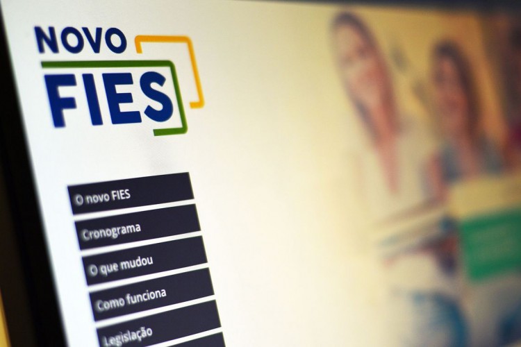 Inscrições para vagas remanescentes do Fies começam nesta quarta-feira