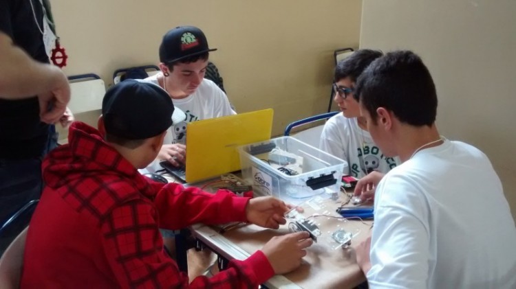 Divulgadas equipes vencedoras do 1º Concurso de Aplicativos e Games da rede estadual