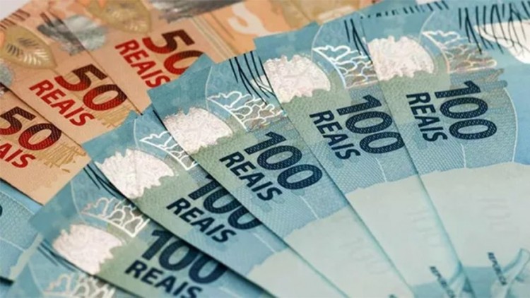 Rendimento médio mensal de brasileiros mais ricos cresceu 8,4% em 2018