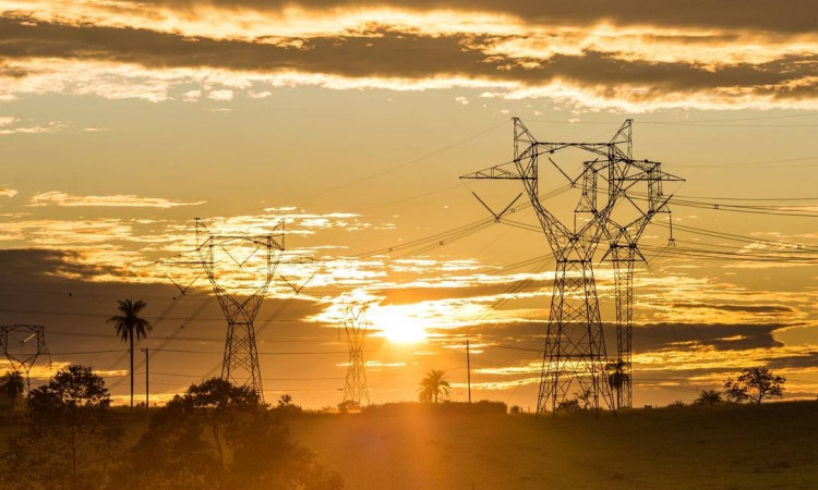 Atenção: a conta de luz está mais cara a partir de hoje