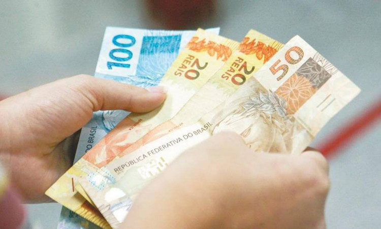 Salário mínimo deverá aumentar para R$ 1.088