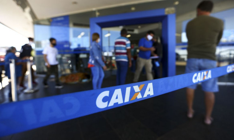 Governo antecipa abono salarial para nascidos em maio e junho para 11 de fevereiro