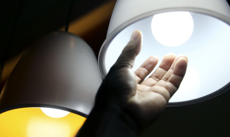Sem cortes por contas de luz atrasadas