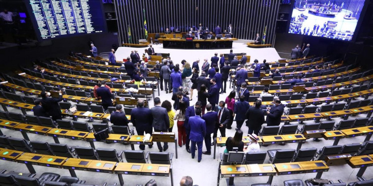 País não terá voto impresso em 2022