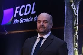 Parcelamento salarial do funcionalismo estadual afeta de forma negativa o varejo gaúcho